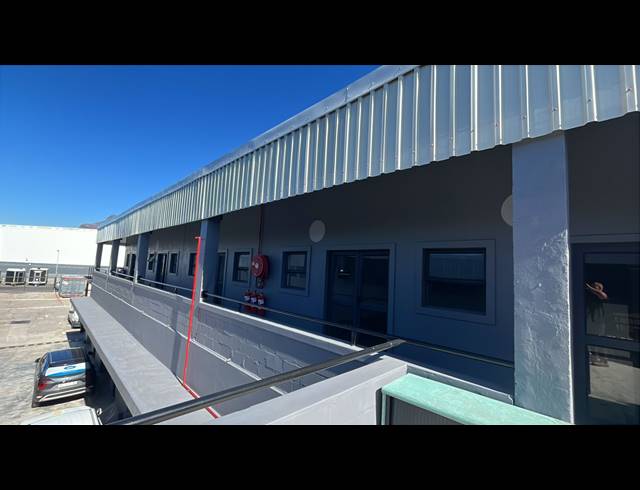 48M² WAREHOUSE TO LET IN PAARDEN EILAND